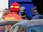 French authorities thwart attack: Flat raided and two men arrested (VIDEO)