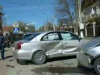 Two cars hit on Paris street 