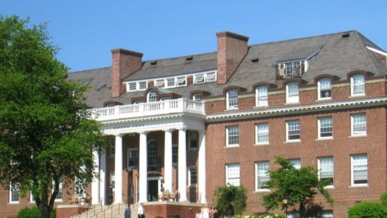 US elite school Choate Rosemary Hall 'sorry' over sexual abuse