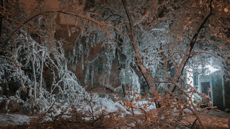 SECOND day of snowstorm in Moldova. Blizzard SHUTS DOWN most of the country (PHOTO/VIDEO)