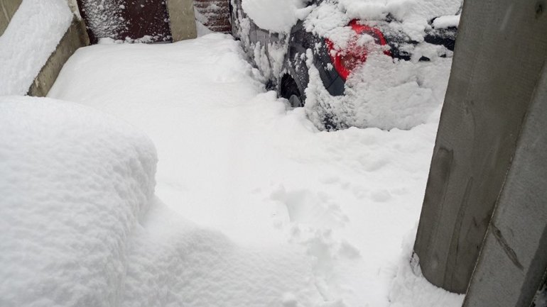 SECOND day of snowstorm in Moldova. Blizzard SHUTS DOWN most of the country (PHOTO/VIDEO)