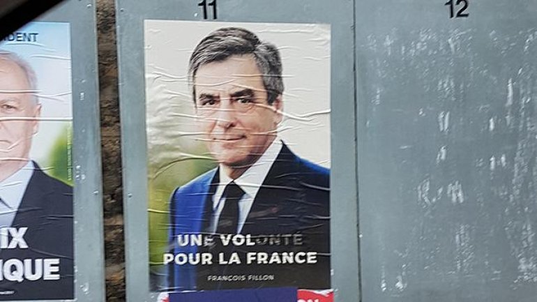 French presidential election posters REINVENTED (PHOTO)