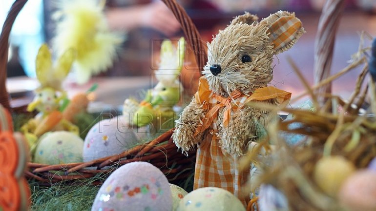 MPs congratulate Moldovan citizens on occasion of Easter