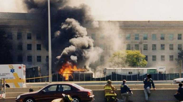 FBI re-releases 9/11 photos of Pentagon (PHOTO)