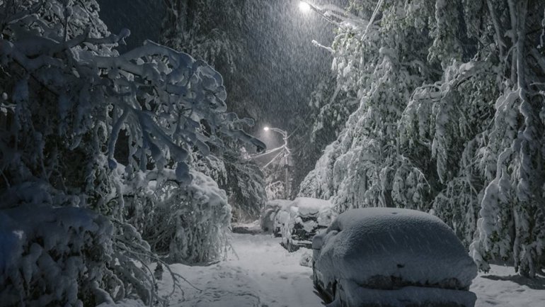 SECOND day of snowstorm in Moldova. Blizzard SHUTS DOWN most of the country (PHOTO/VIDEO)