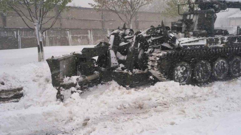 SECOND day of snowstorm in Moldova. Blizzard SHUTS DOWN most of the country (PHOTO/VIDEO)