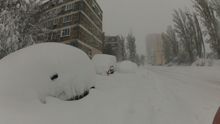 SECOND day of snowstorm in Moldova. Blizzard SHUTS DOWN most of the country (PHOTO/VIDEO)