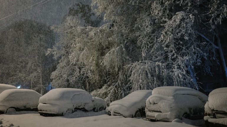 SECOND day of snowstorm in Moldova. Blizzard SHUTS DOWN most of the country (PHOTO/VIDEO)