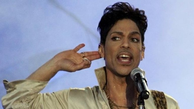 Prince death: Opioid painkillers found at singer's home