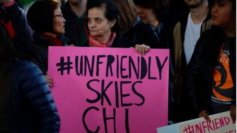 David Dao dragged off United flight files court papers