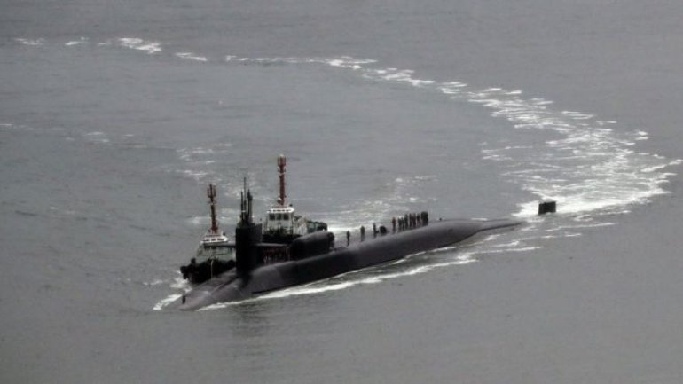 North Korea tensions: US submarine arrives in South Korea