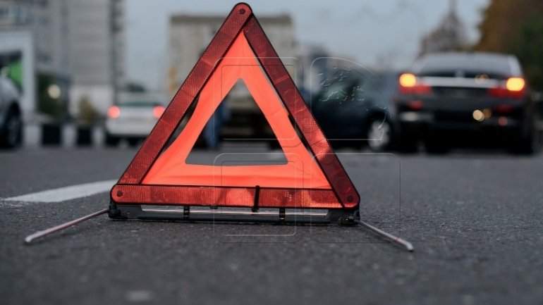 Man hit by car exiting commercial center ACCIDENT in Chisinau 