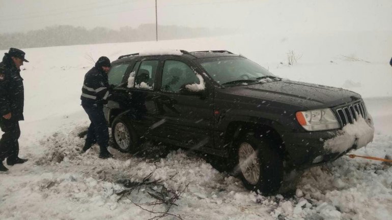 SECOND day of snowstorm in Moldova. Blizzard SHUTS DOWN most of the country (PHOTO/VIDEO)