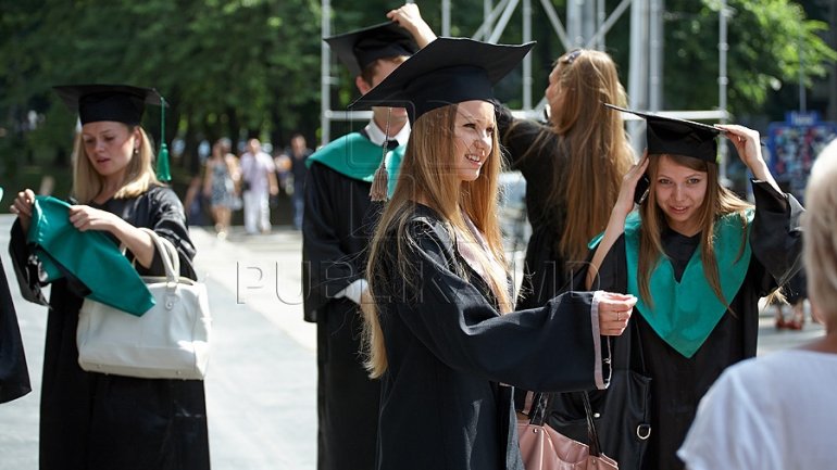 Fewer Moldovans seek PhD degrees