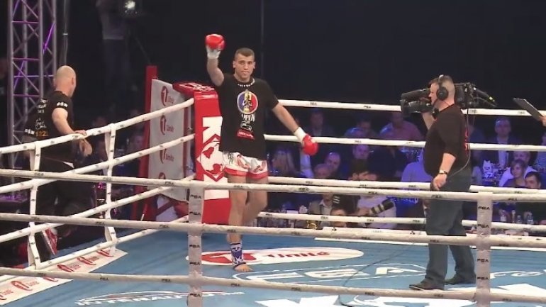 Sensational show at KOK Gala. Alexandru Prepelita defeats Andrei Leustean 