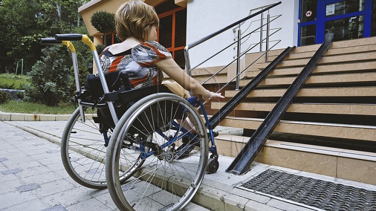 Disabled persons in difficulty to enter churches. Christians in wheelchair go through nightmare 