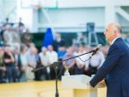 Premier Filip meets police veterans