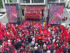 Traffic, jammed in Chisinau downtown as Socialists march on May Day