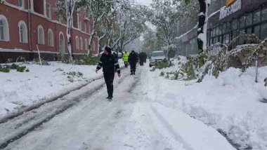 Internal Affairs Minister tenders ‘honor titles’ for removing calamity consequences