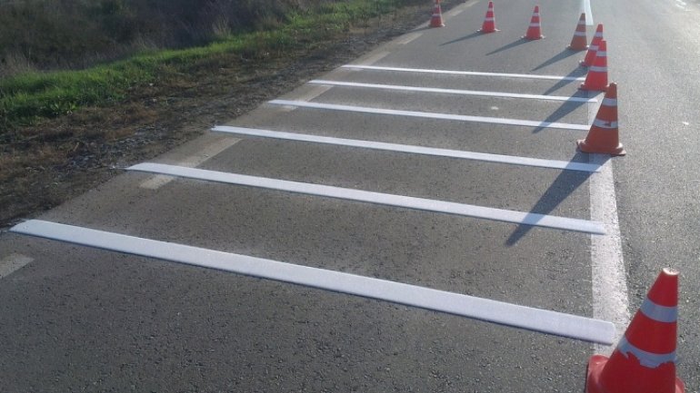 Resonating road marks on Moldovan roads