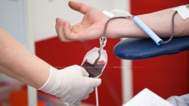 Law-makers to donate blood to children