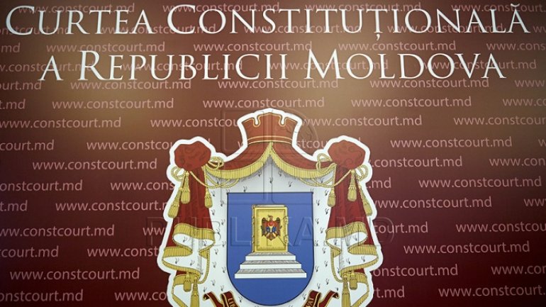 Top court rules it unconstitutional not to issue documents to debtors