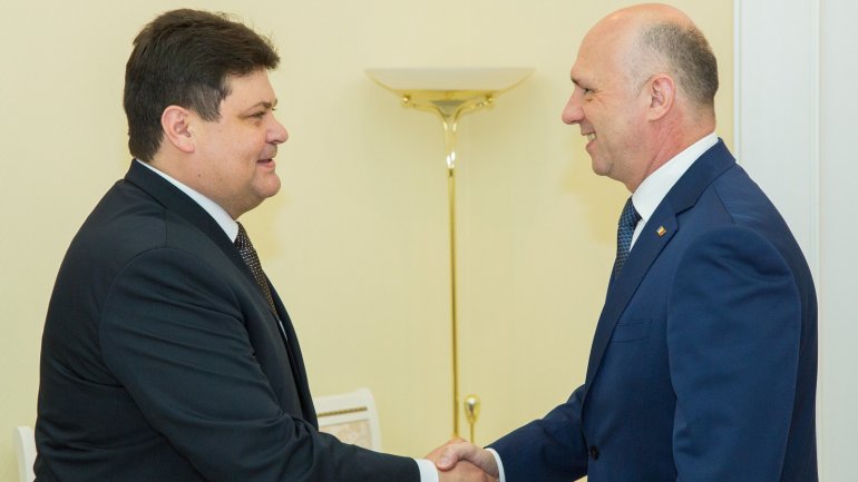 Pavel Filip held meeting with Belarus ambassador to Moldova (PHOTO)