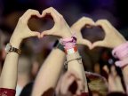 One Love Manchester: Joy shines through pain at benefit concert (PHOTO/VIDEO)