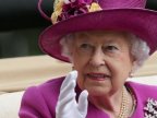 Queen to receive £6m pay increase from public funds