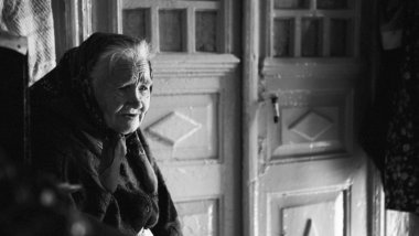 Edelweiss "Respect for Seniors" Campaign: Access ramp installed in courtyard of an old lady