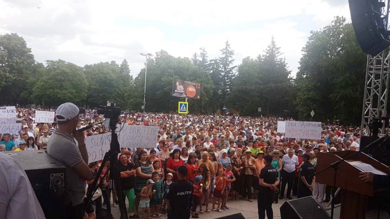 MASSIVE rallies in support of mixed voting system: I want Moldova to be prosperous (PHOTO)