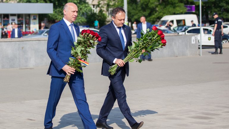 Pavel Filip and Andrian Candu commemorate victims of deportations of 1941 (PHOTO)