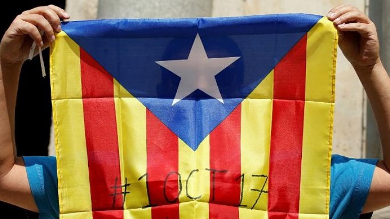 Catalonia defies Madrid and sets independence referendum date 