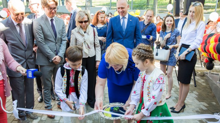 Pavel Filip attends opening of first energy efficient kindergarten in Moldova (PHOTO)