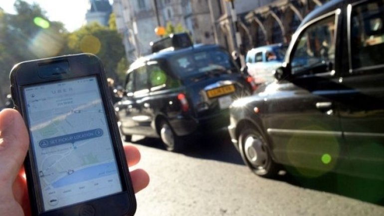 Uber to appeal against English tests for drivers