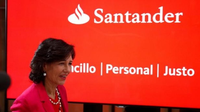 Santander rescues rival Banco Popular from collapse