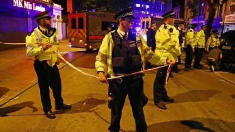 "I'm going to kill all Muslims!" Terror attack in London leaves one dead