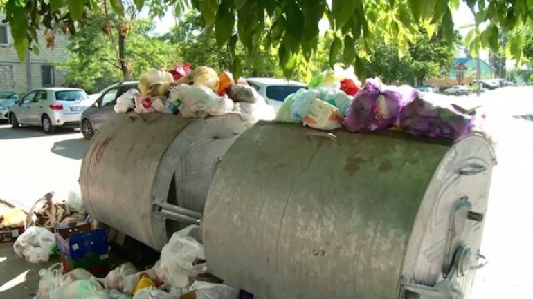 Chisinau getting flooded by garbage