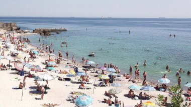 Moldova's diabetes kids benefit seaside trip 