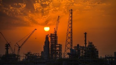 Oil hits two-month high as US threatens Venezuela sanctions 