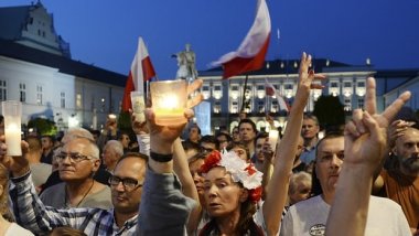Poland may be stripped of EU voting rights over judicial independence