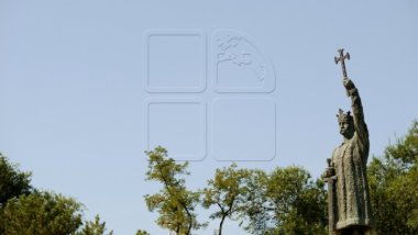 Moldovans mark anniversary of their greatest prince