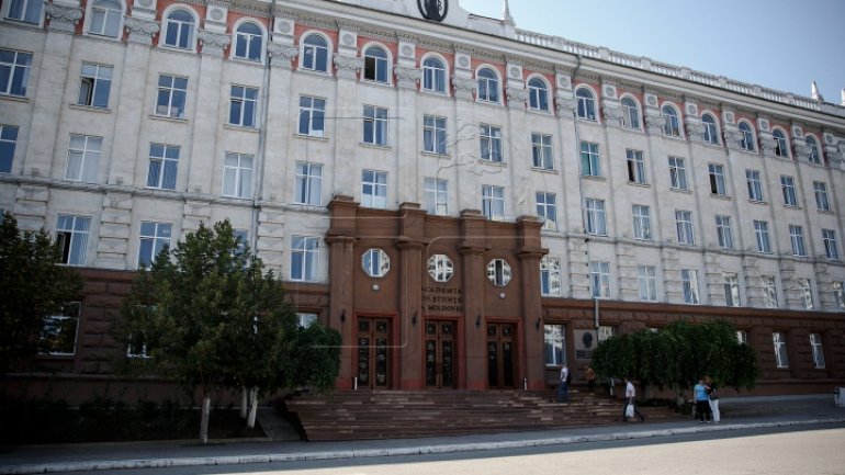 Pavel Filip demands reform in Moldovan Academy of Sciences