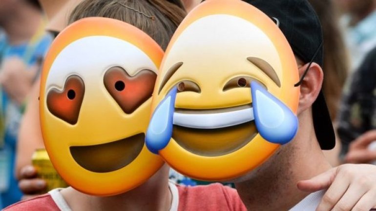 How the world celebrate Global Emoji Day?