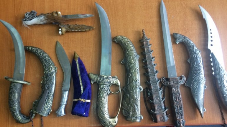 Six DAGGERS suspiciously sent to Moldova from Isreal 