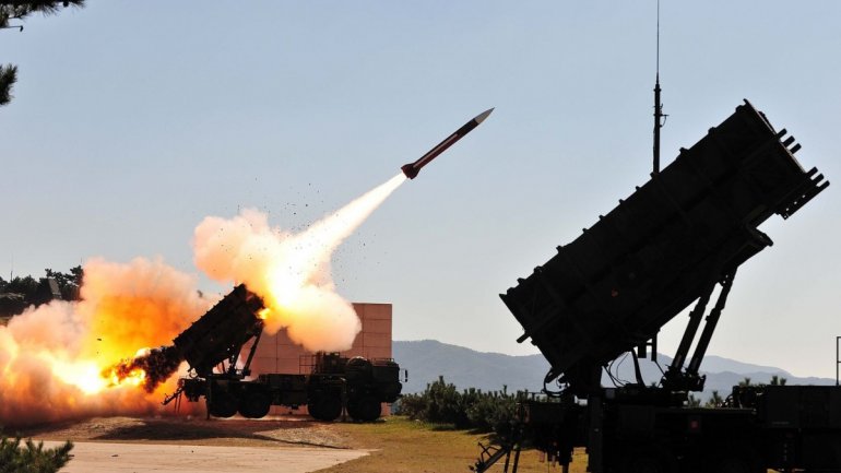 Poland agrees to buy Patriot defense system missiles from U.S.