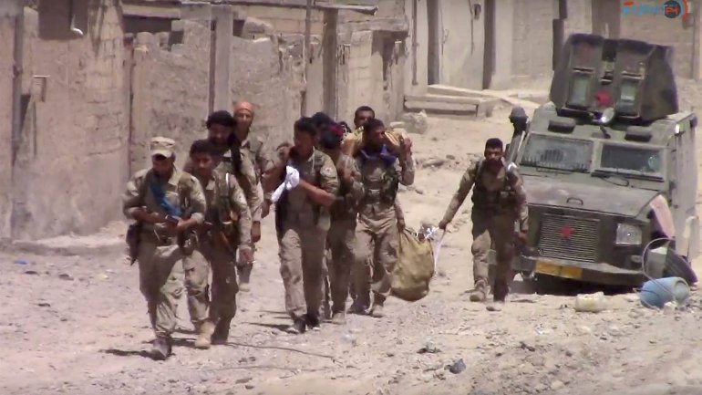 ISIS rebels try to regain territories recently taken by U.S.-backed militants