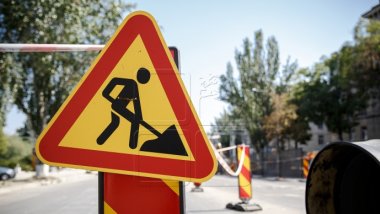 Independence Day caught in heat of repair works