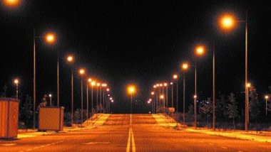 Streets from Mândâc village will be lit. Local authorities built a 3 km street light network