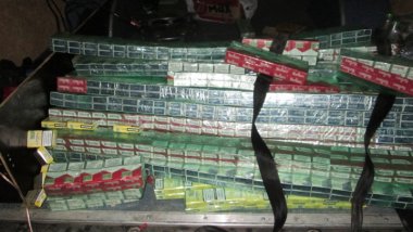 Moldovan customs officers annihilate attempts to smuggle out cigarettes and anabolics (FOTO)